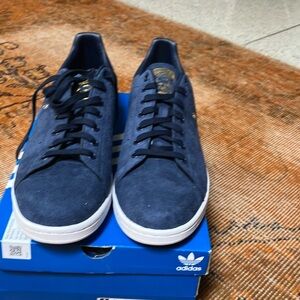 Mens blue suede adidas